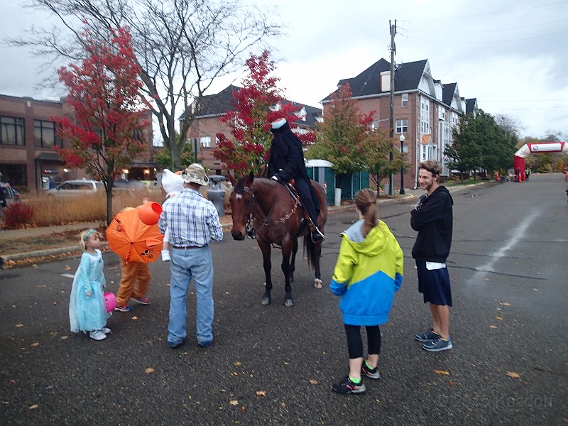 2015-10-24 Headless Horseman 10K 110.jpg - 2015 Headless Horseman 10K
